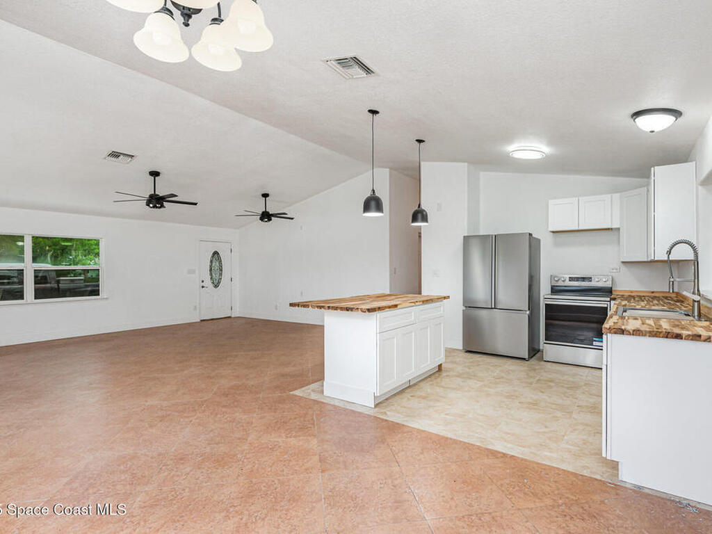 4085 Cypress Bend, Geneva, FL 32732