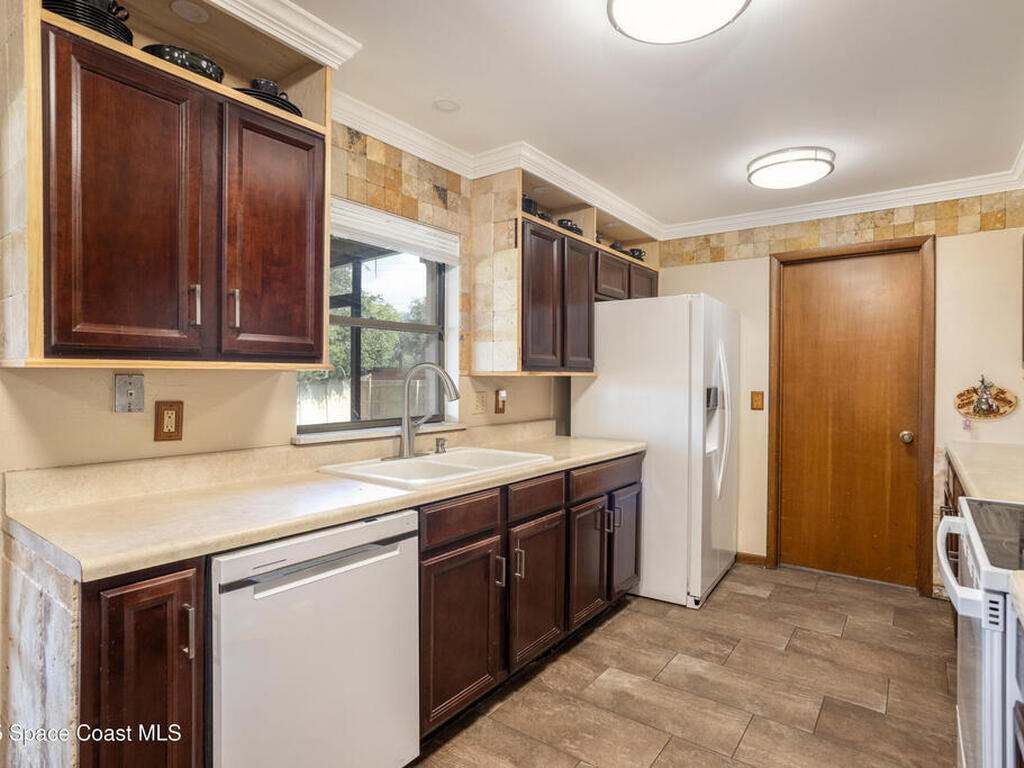 716 Endicott Road, Melbourne, FL 32940