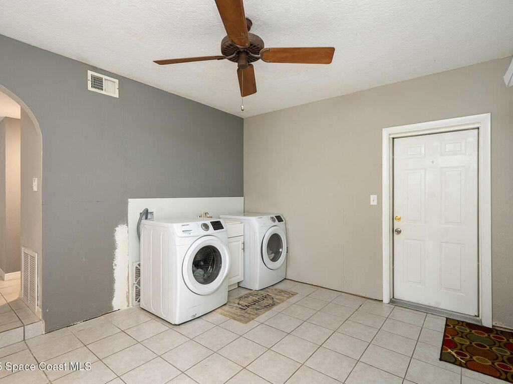 420 Pine Boulevard, Merritt Island, FL 32952