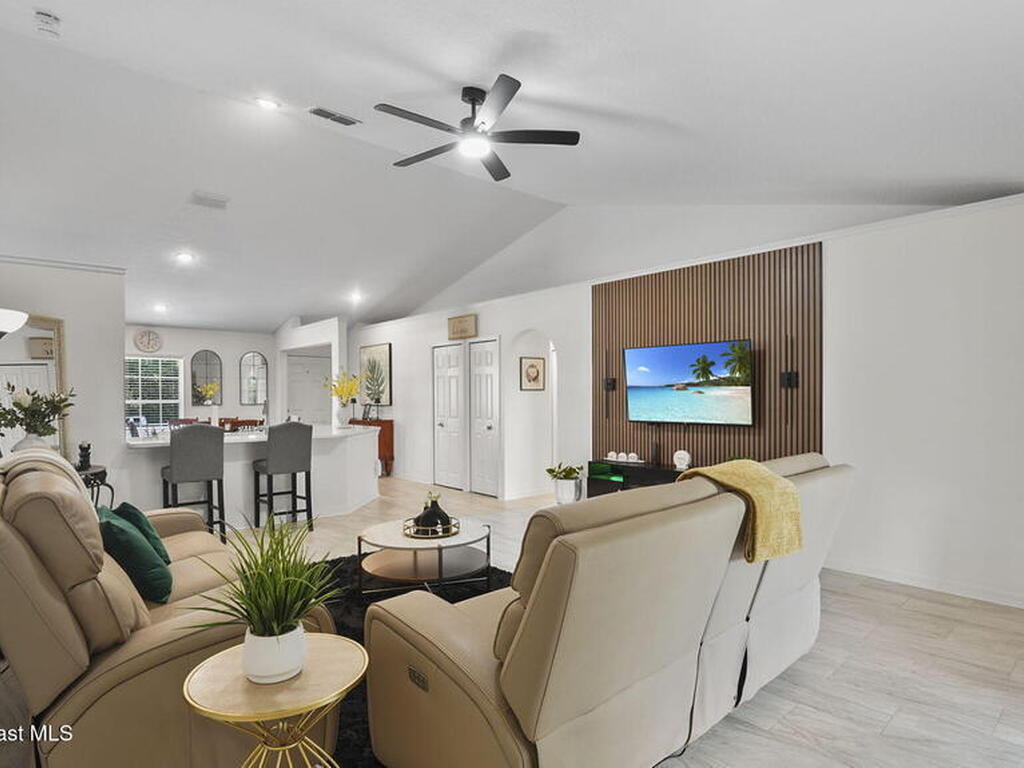 160 Eureka Avenue, Palm Bay, FL 32907