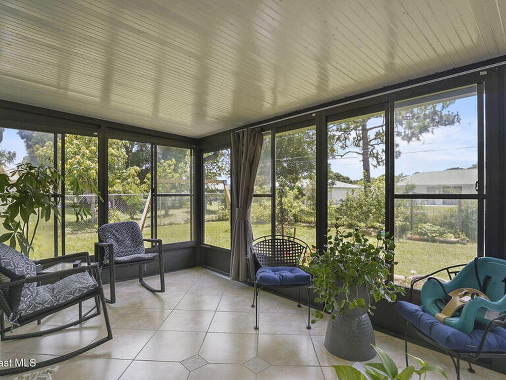 160 Eureka Avenue, Palm Bay, FL 32907