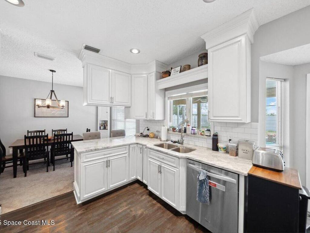 1236 Foxridge Place, Melbourne, FL 32940
