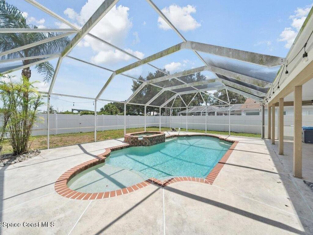1236 Foxridge Place, Melbourne, FL 32940