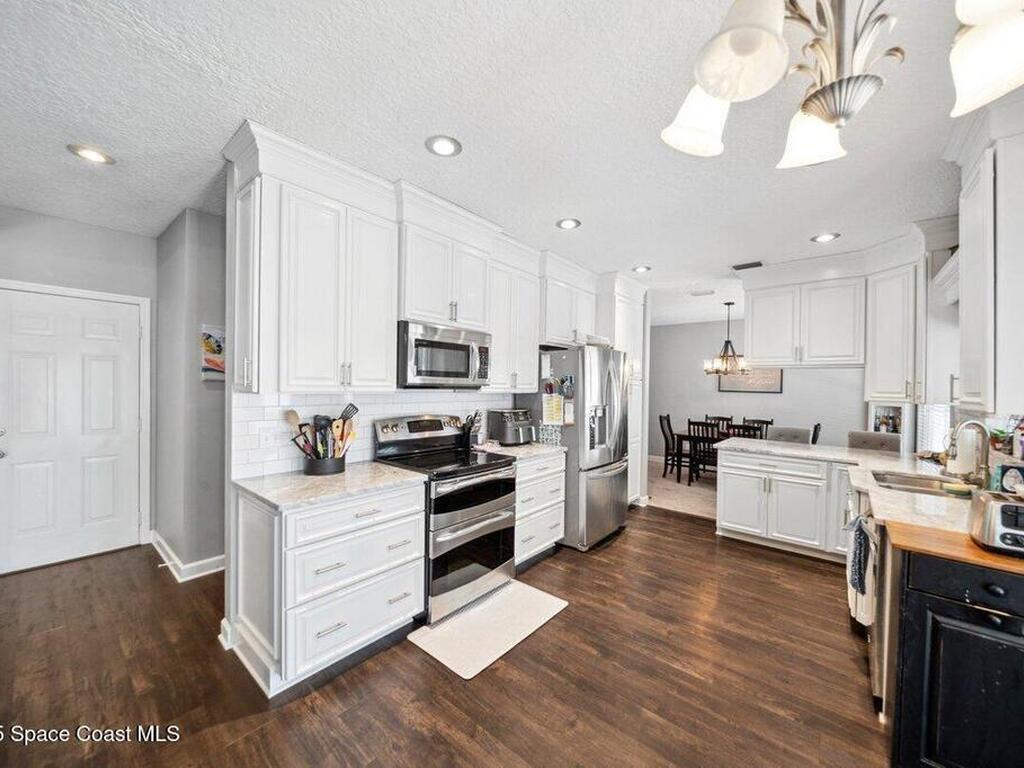 1236 Foxridge Place, Melbourne, FL 32940