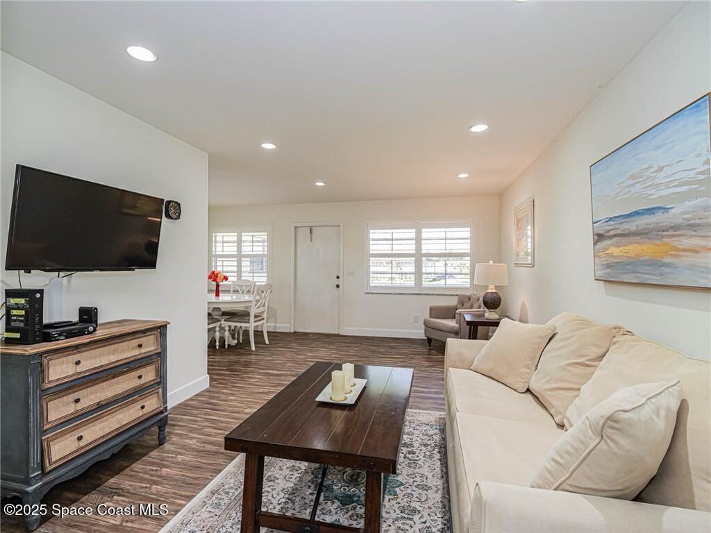 76 Royal Oak Drive, Vero Beach, FL 32962