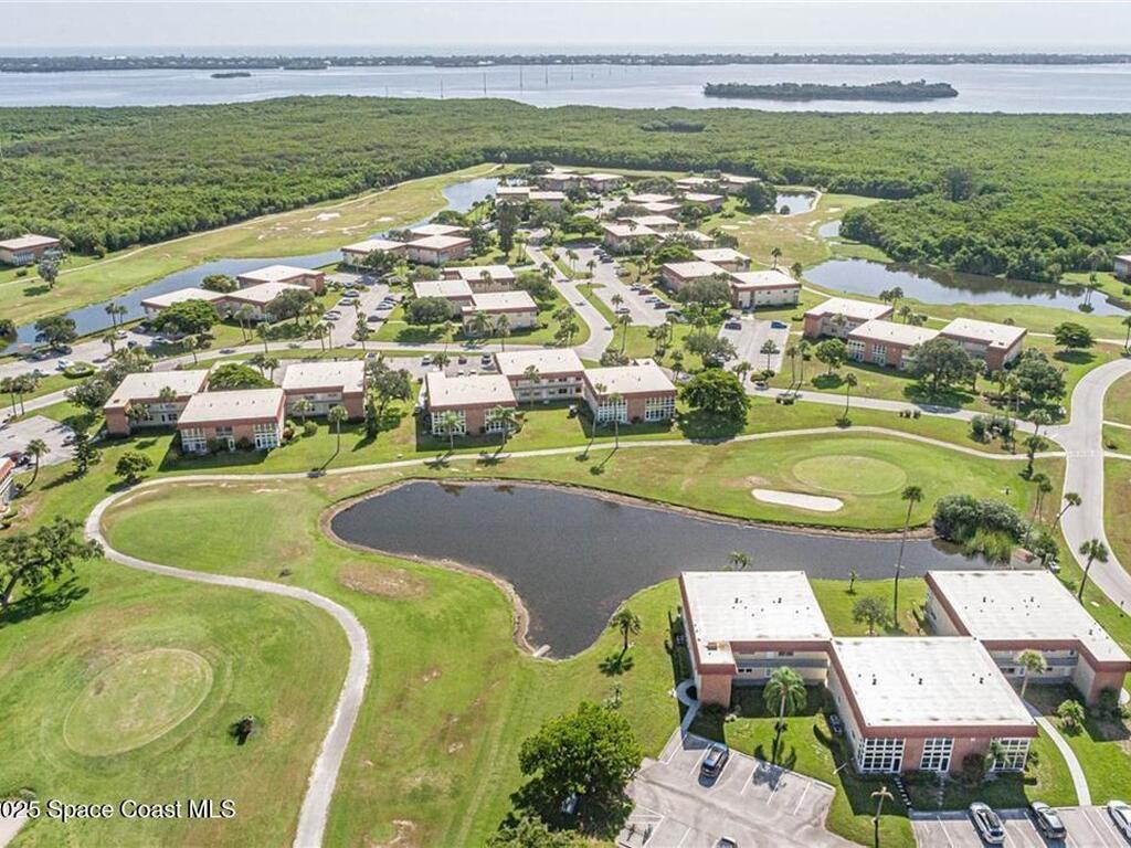 76 Royal Oak Drive, Vero Beach, FL 32962