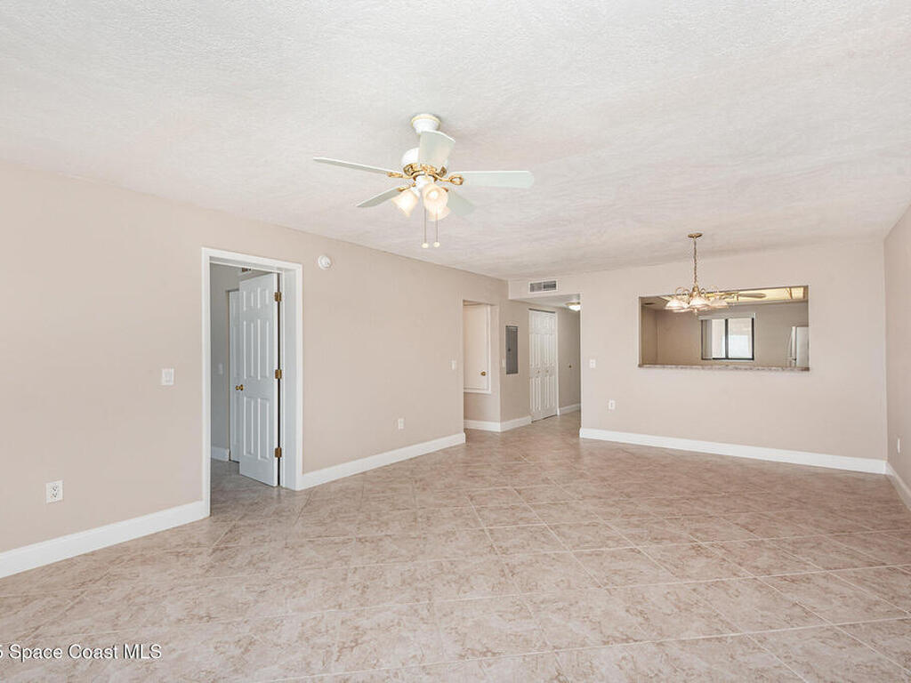 1465 Jimmy Buffett Memorial Highway, Satellite Beach, FL 32937