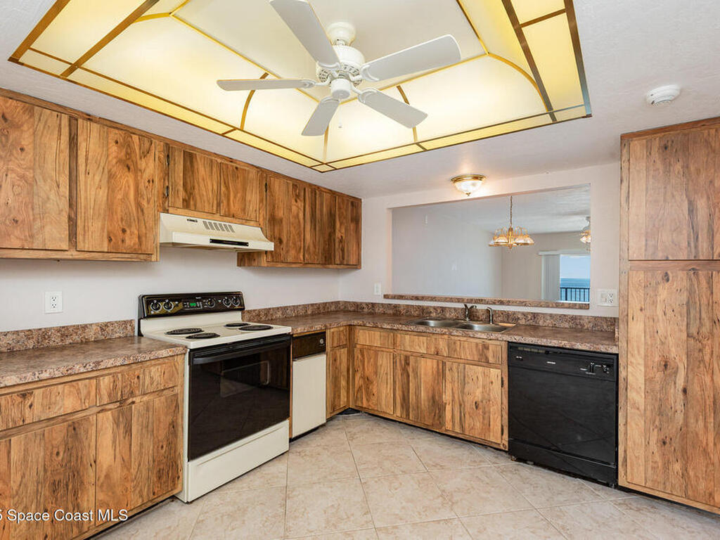 1465 Jimmy Buffett Memorial Highway, Satellite Beach, FL 32937