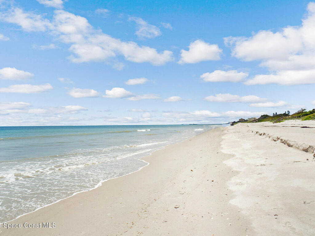 1465 Jimmy Buffett Memorial Highway, Satellite Beach, FL 32937