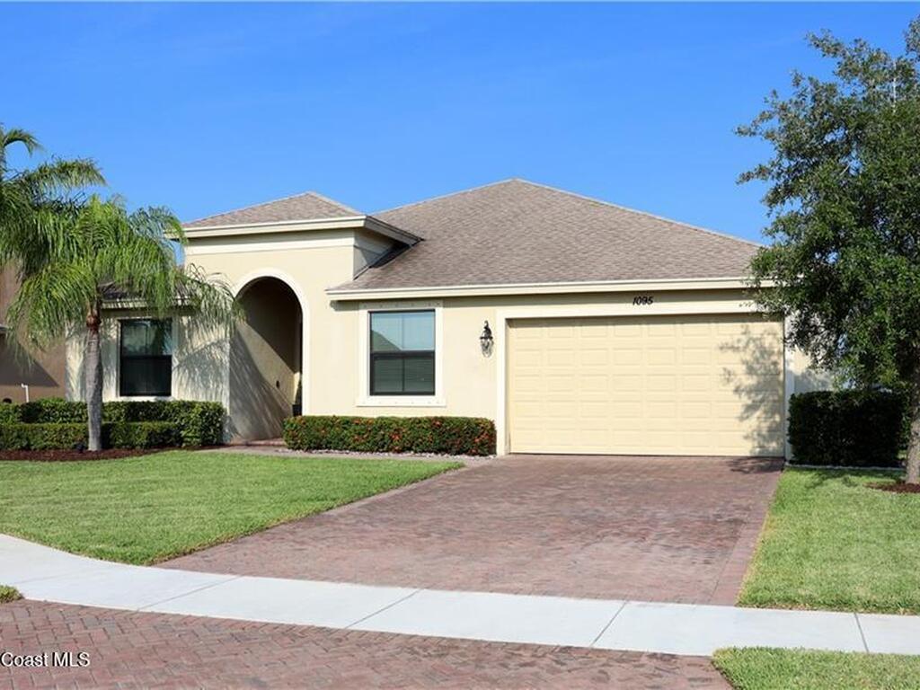 1095 N Verona Trace Drive, Vero Beach, FL 32966