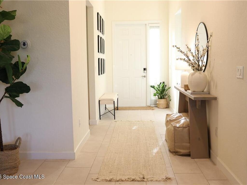1095 N Verona Trace Drive, Vero Beach, FL 32966