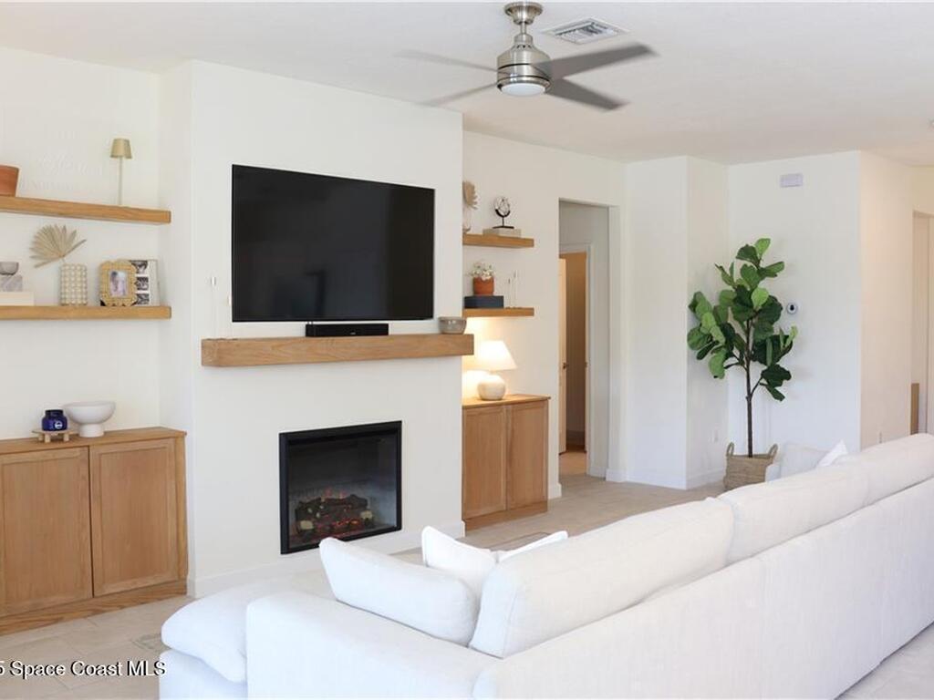 1095 N Verona Trace Drive, Vero Beach, FL 32966