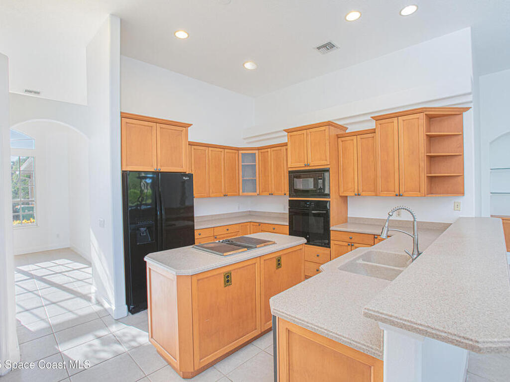 4180 Stoney Point Road, Suntree, FL 32940