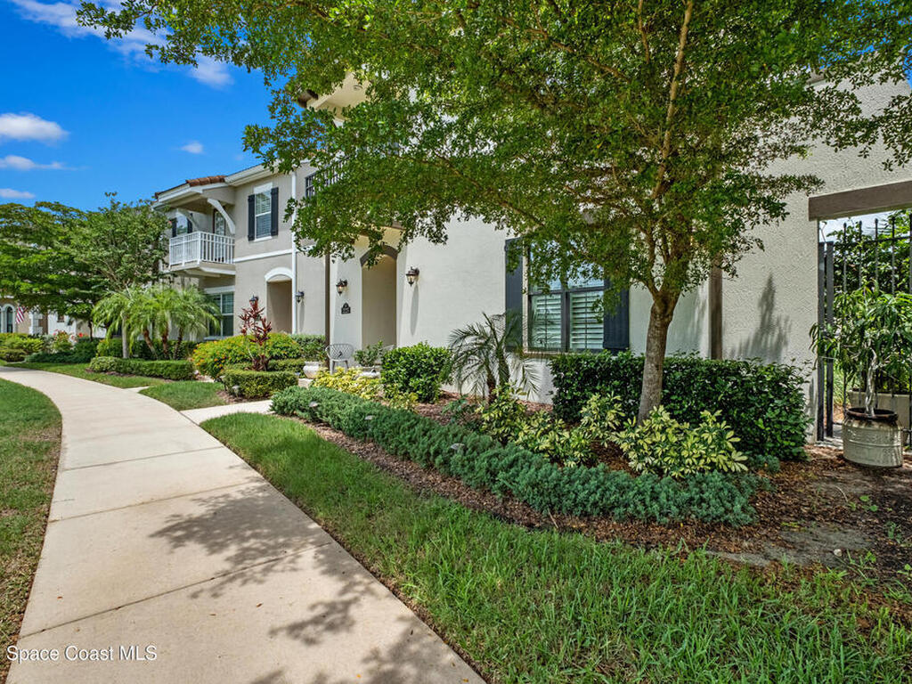2225 Framura Lane, Melbourne, FL 32940