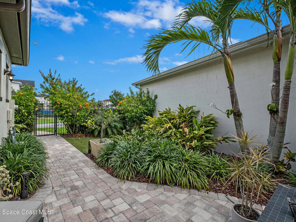 2225 Framura Lane, Melbourne, FL 32940