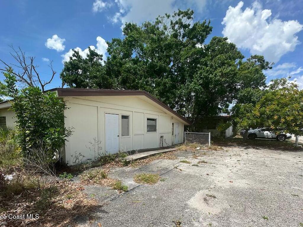 2165 Sarno Road, Melbourne, FL 32935