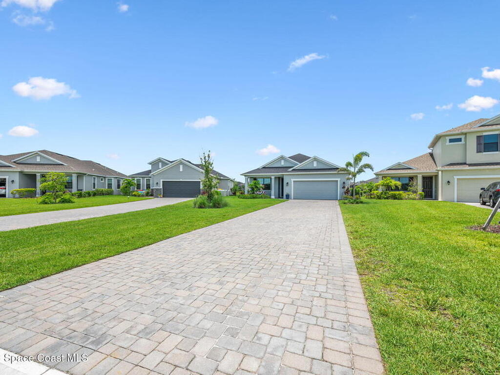 8038 Dobre Way, Melbourne, FL 32940
