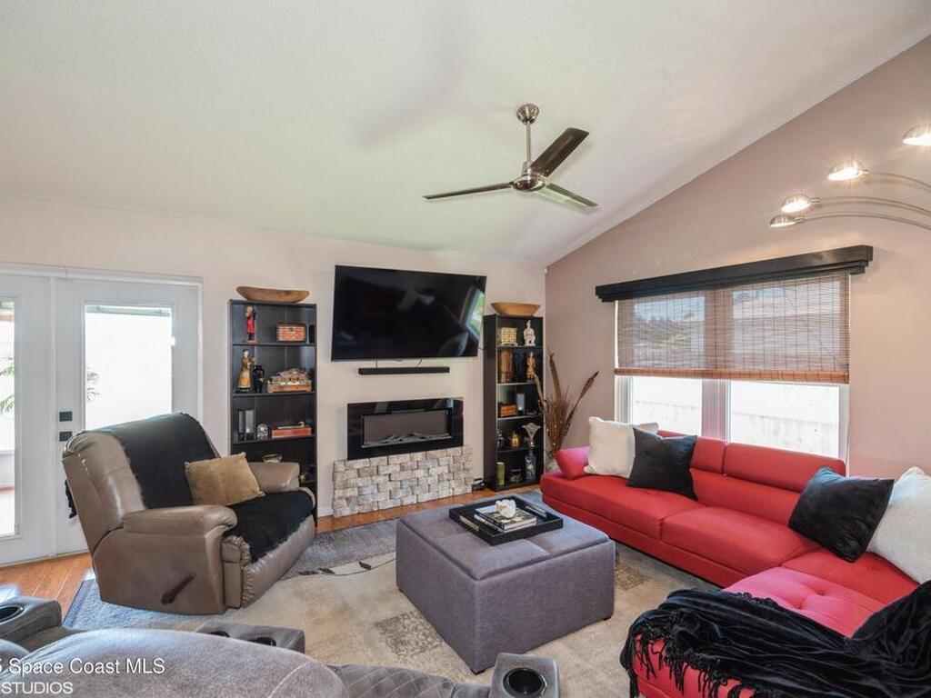 871 Quanah Street, Palm Bay, FL 32909