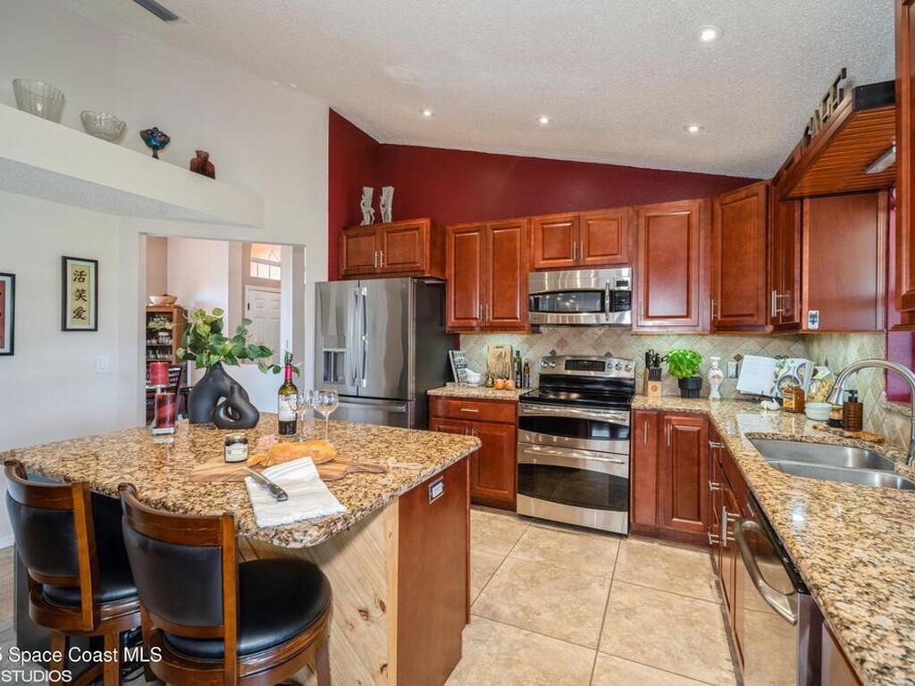 871 Quanah Street, Palm Bay, FL 32909