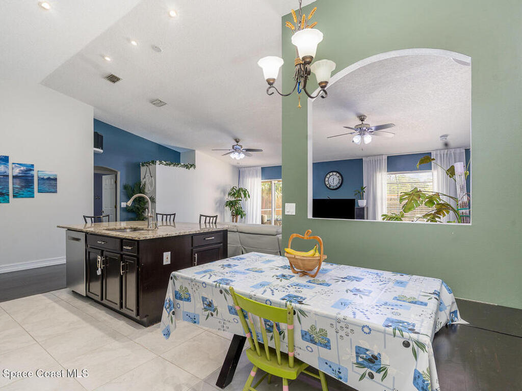 713 Del Mar Circle, Melbourne, FL 32904