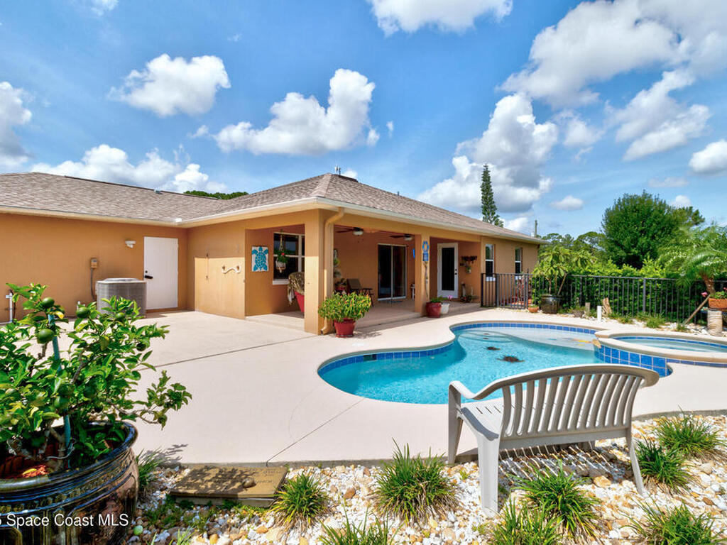 13280 81st Street, Fellsmere, FL 32948