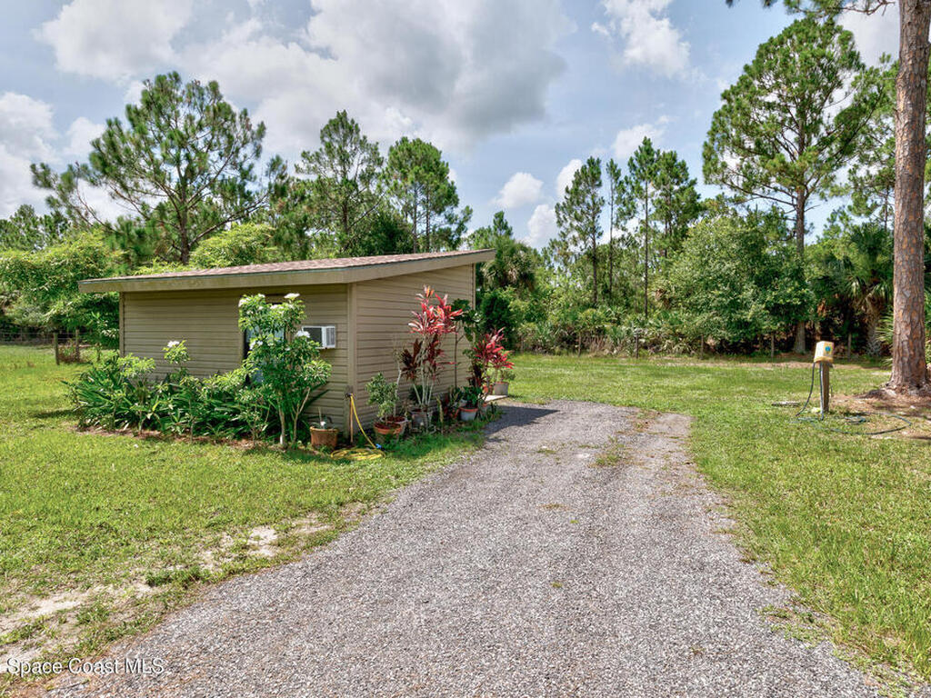 13280 81st Street, Fellsmere, FL 32948