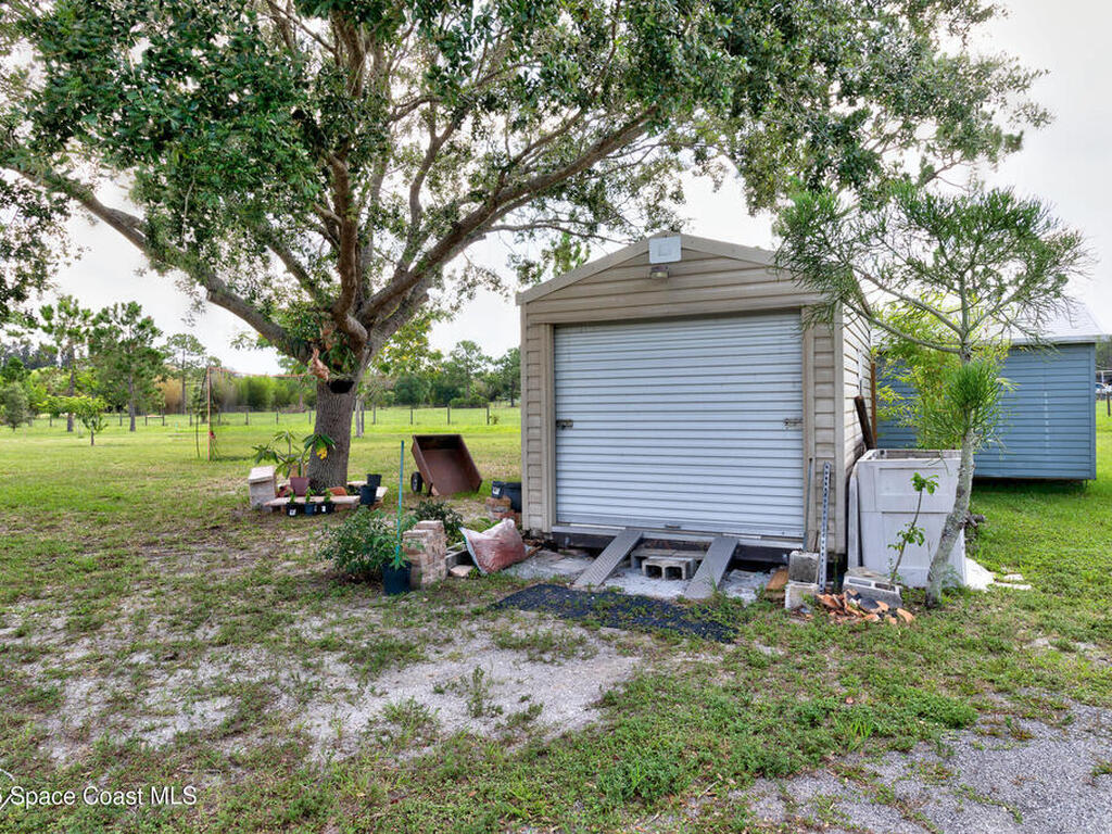 13280 81st Street, Fellsmere, FL 32948