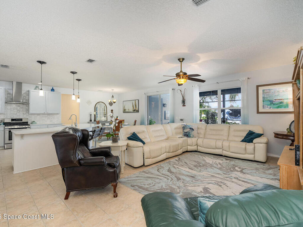 4185 Fenrose Circle, Melbourne, FL 32940