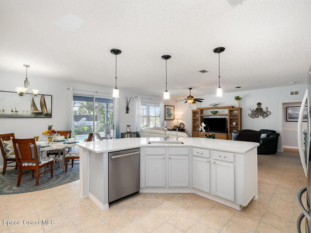 4185 Fenrose Circle, Melbourne, FL 32940