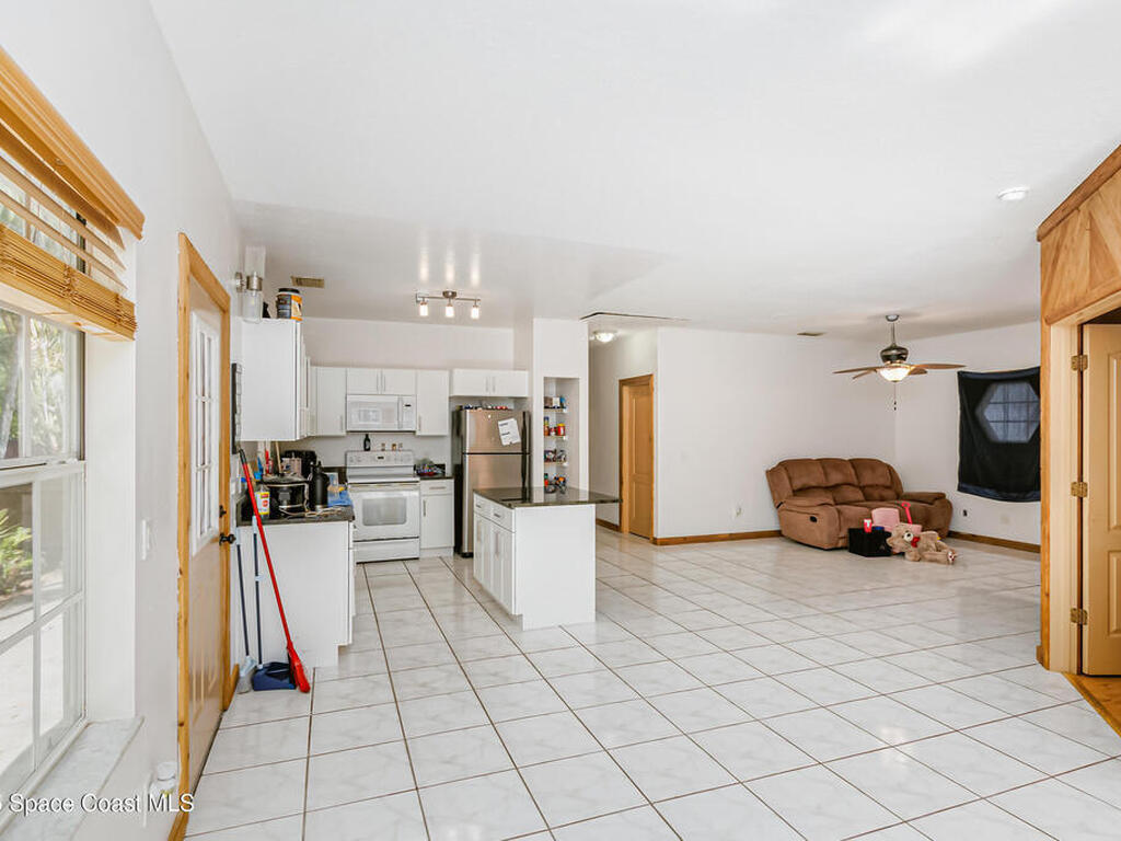 158 West Court, Melbourne, FL 32904