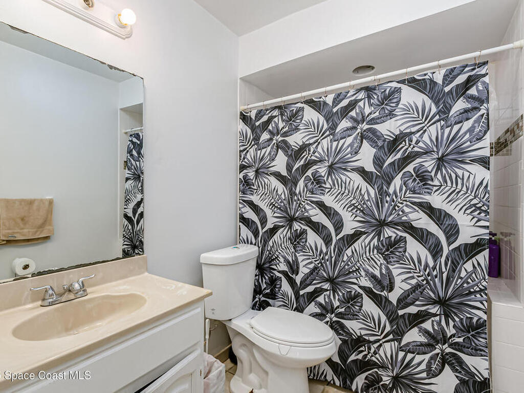 158 West Court, Melbourne, FL 32904