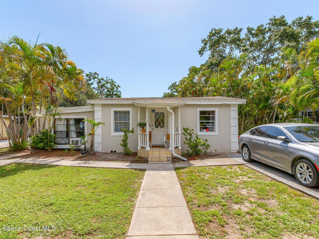 158 West Court, Melbourne, FL 32904