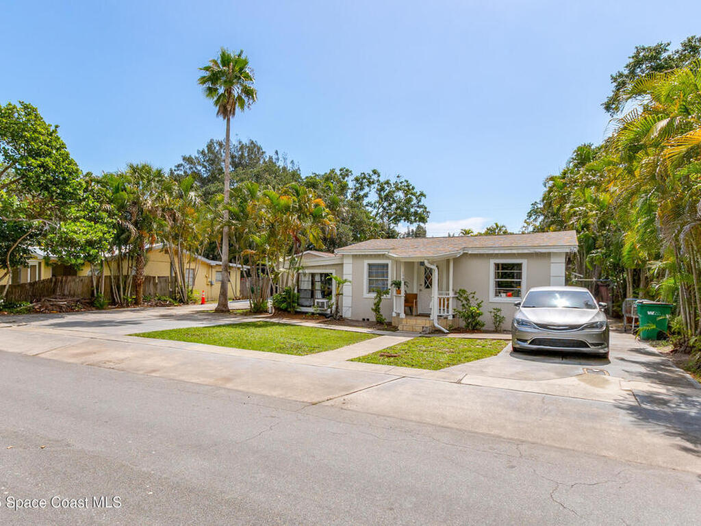 158 West Court, Melbourne, FL 32904