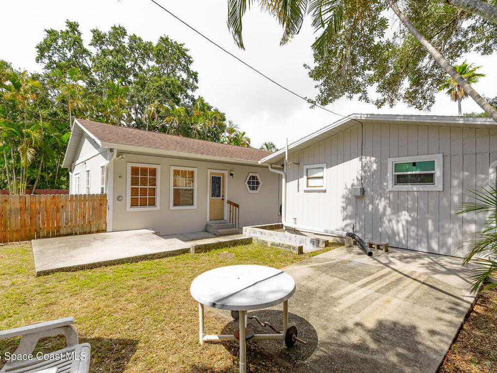 158 West Court, Melbourne, FL 32904