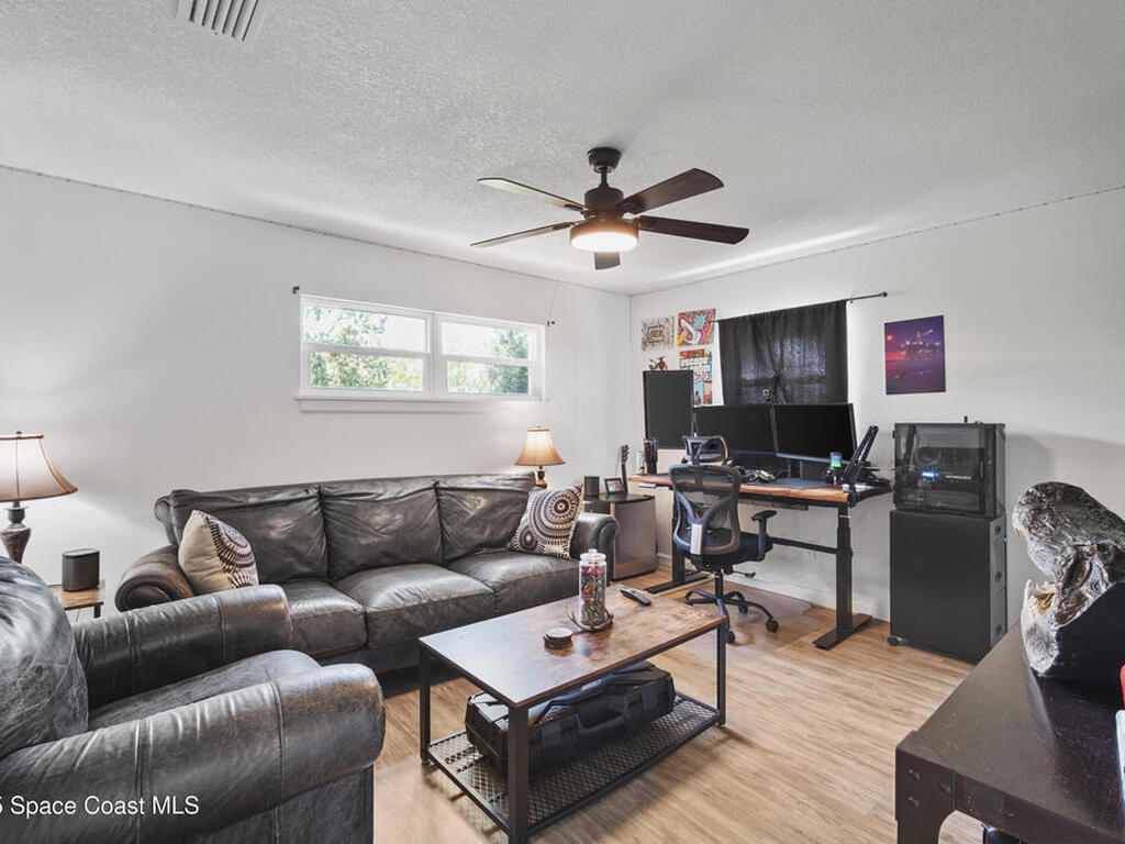 1525 Tuna Street, Merritt Island, FL 32952