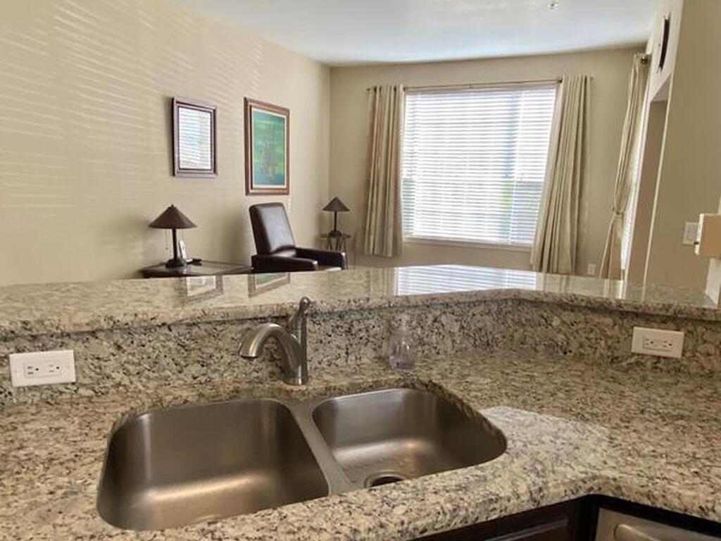 8933 Lee Vista Boulevard, Orlando, FL 32829