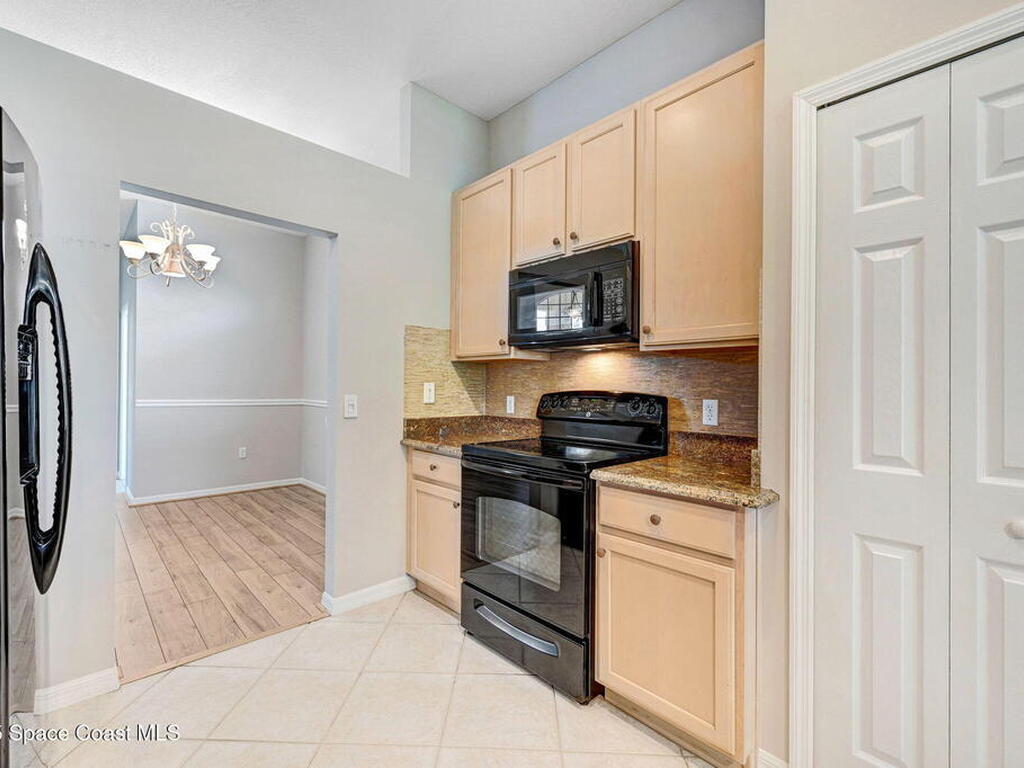 8031 Daventry Drive, Melbourne, FL 32940