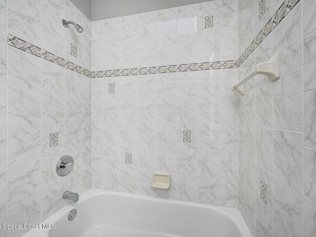 8031 Daventry Drive, Melbourne, FL 32940