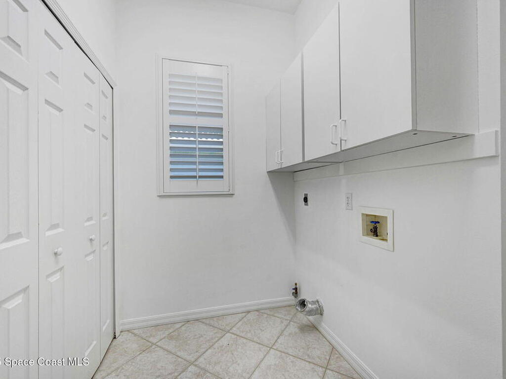 8031 Daventry Drive, Melbourne, FL 32940