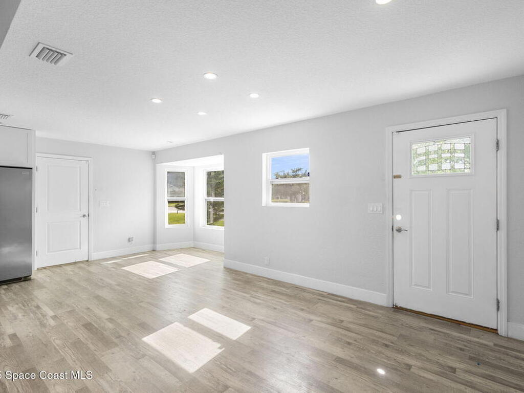 120 Cascade Avenue, Palm Bay, FL 32909