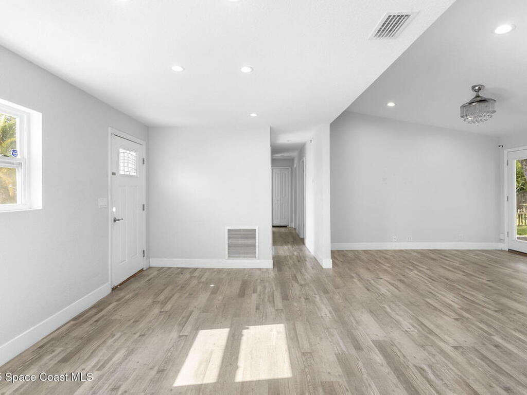 120 Cascade Avenue, Palm Bay, FL 32909