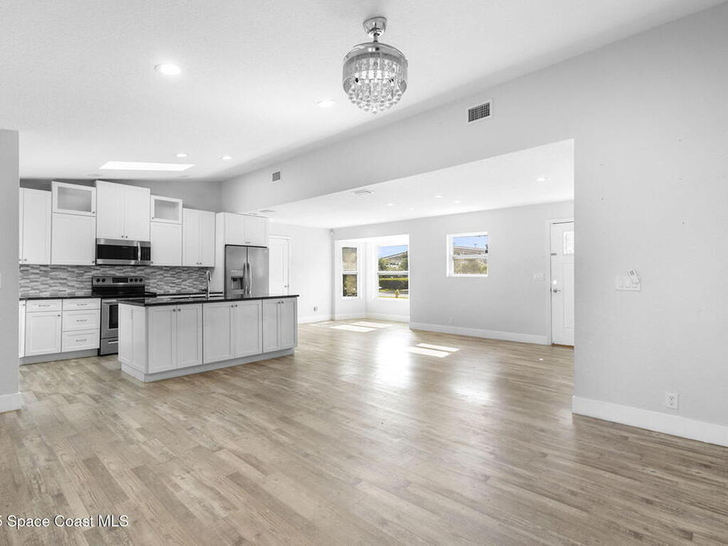 120 Cascade Avenue, Palm Bay, FL 32909