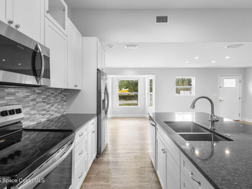 120 Cascade Avenue, Palm Bay, FL 32909