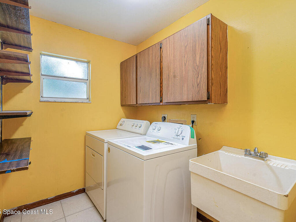 755 Haftez Street, Palm Bay, FL 32907