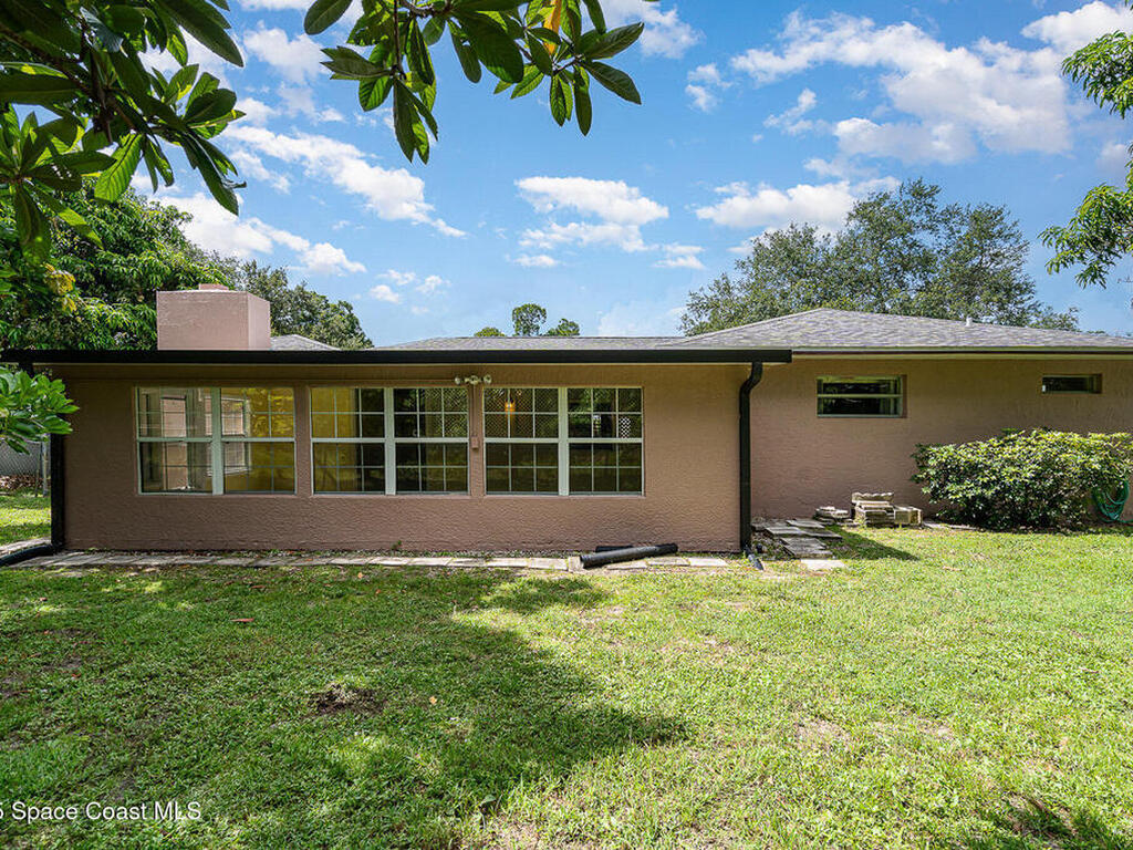 755 Haftez Street, Palm Bay, FL 32907