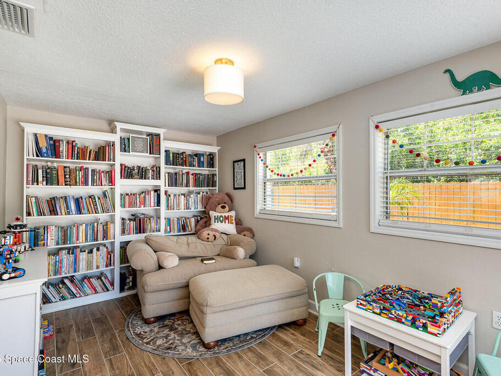 350 Brentwood Court, Merritt Island, FL 32952