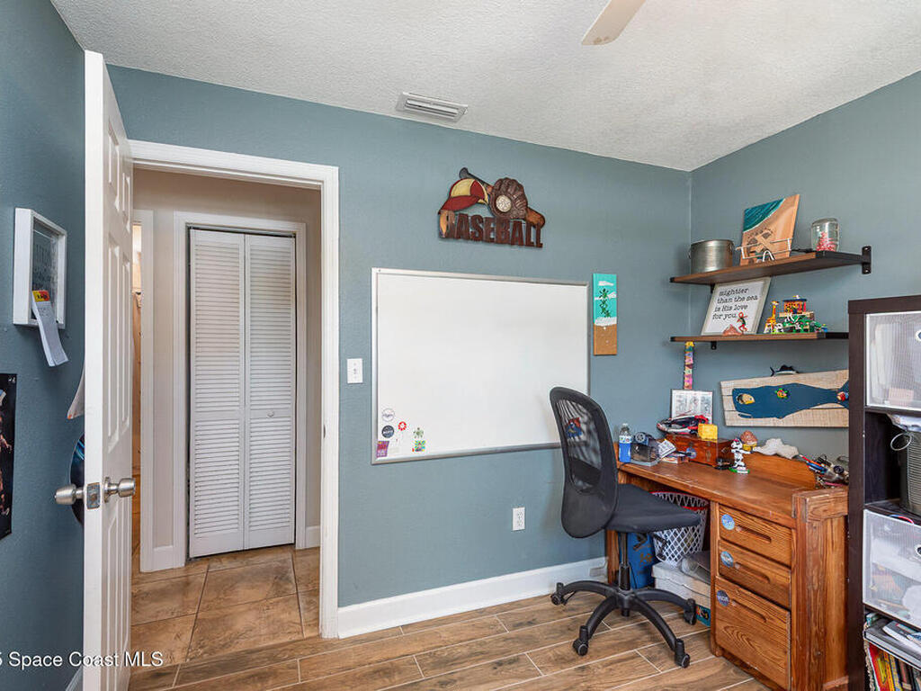 350 Brentwood Court, Merritt Island, FL 32952