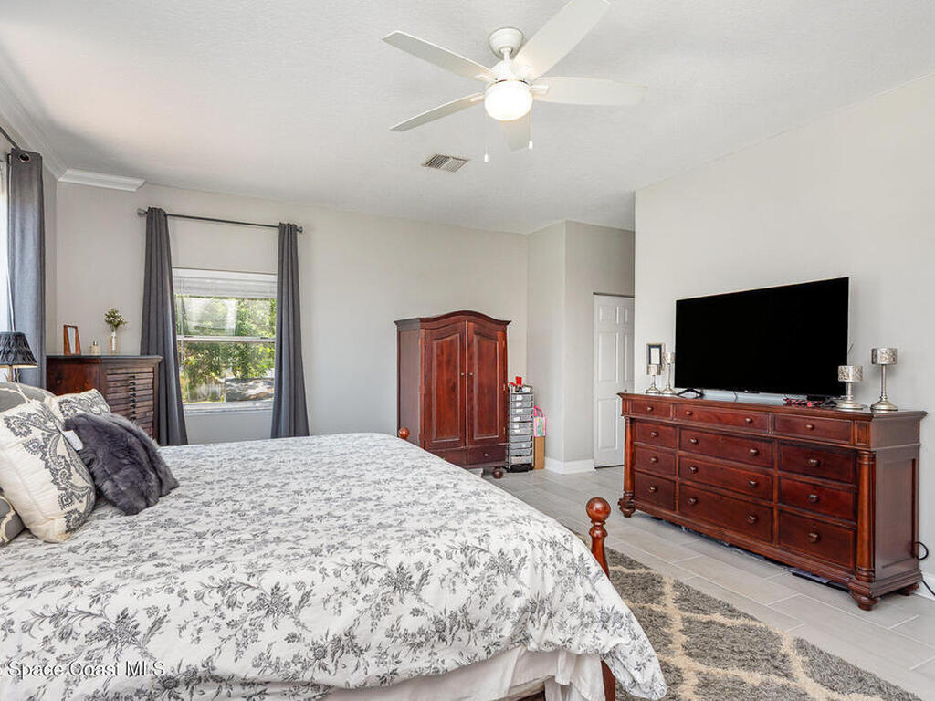 350 Brentwood Court, Merritt Island, FL 32952