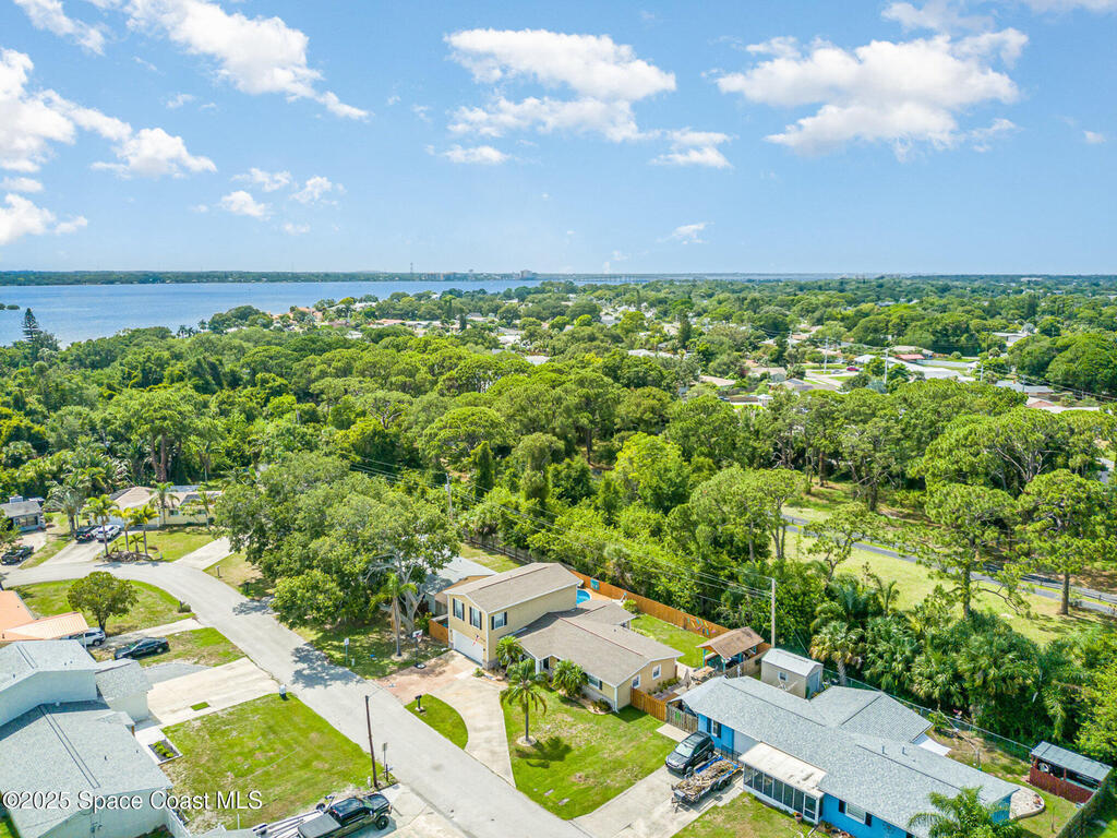 350 Brentwood Court, Merritt Island, FL 32952
