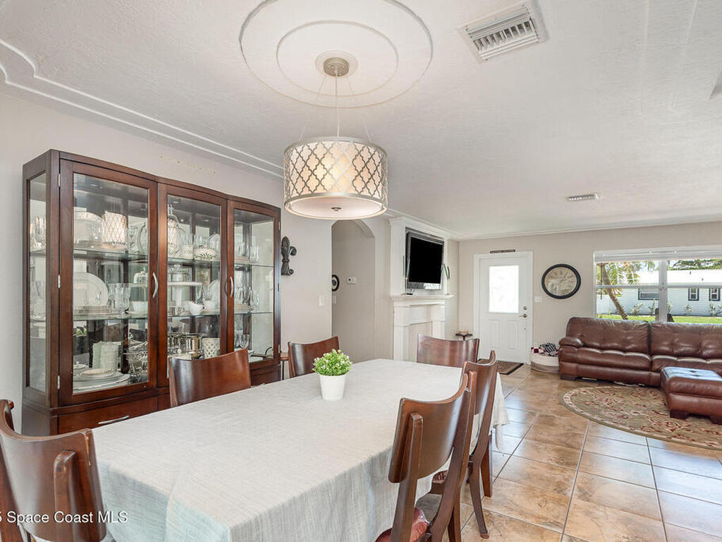 350 Brentwood Court, Merritt Island, FL 32952
